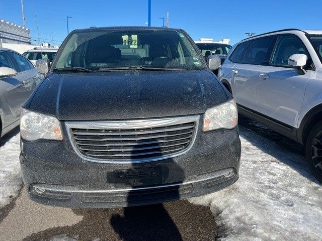 2016 Chrysler Town & Country Touring-L Anniversary Edition