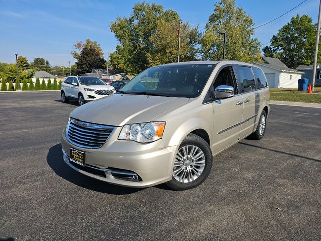 2016 Chrysler Town & Country Touring-L Anniversary Edition