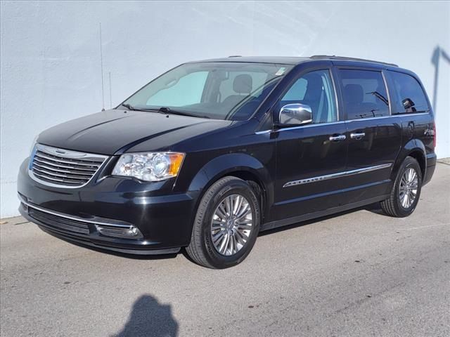 2016 Chrysler Town & Country Touring-L Anniversary Edition