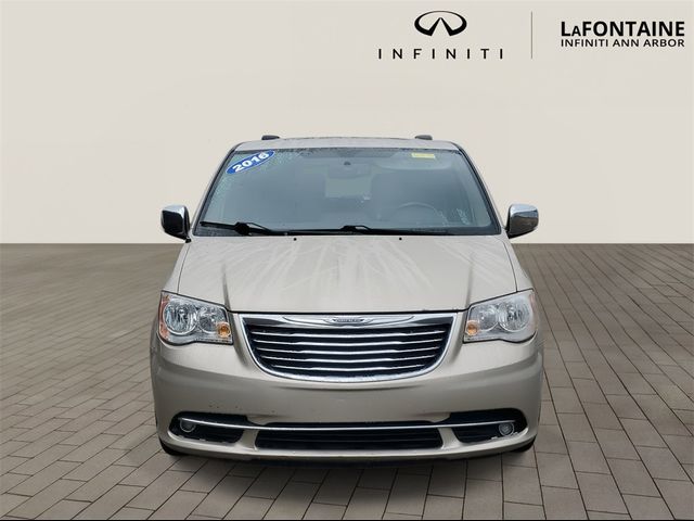 2016 Chrysler Town & Country Touring-L Anniversary Edition