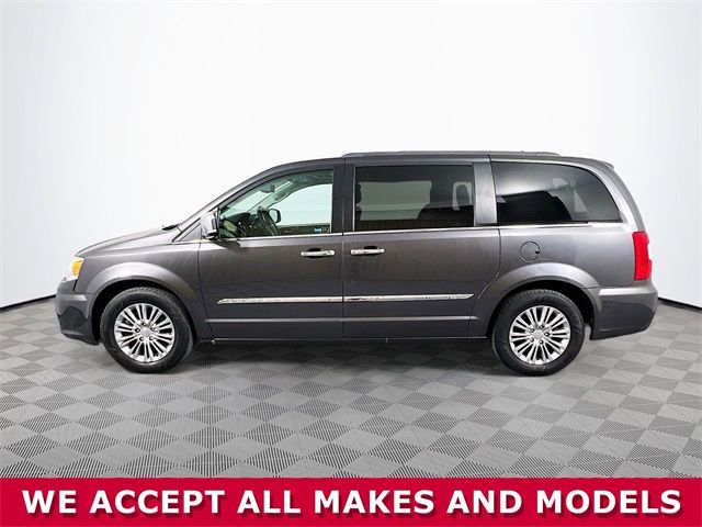 2016 Chrysler Town & Country Touring-L Anniversary Edition