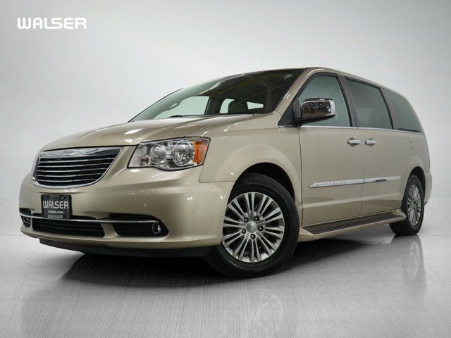 2016 Chrysler Town & Country Touring-L