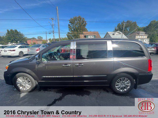 2016 Chrysler Town & Country Touring-L Anniversary Edition