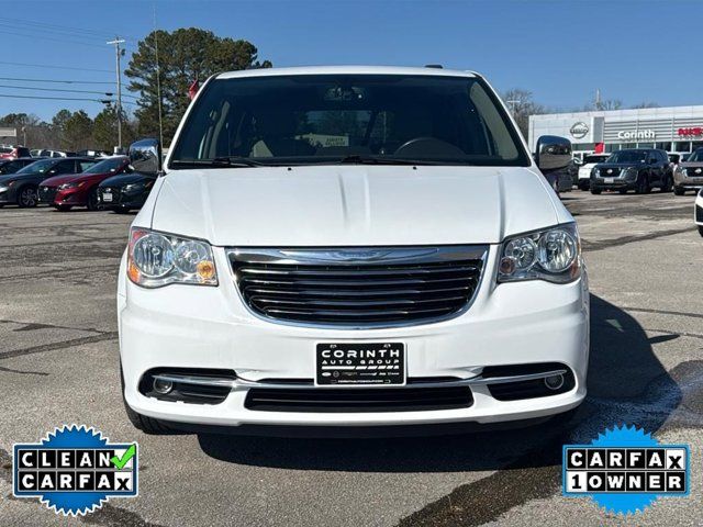 2016 Chrysler Town & Country Touring-L Anniversary Edition