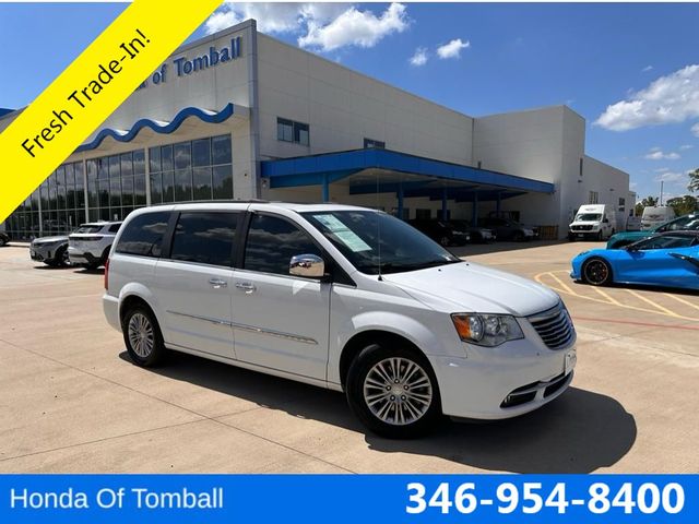 2016 Chrysler Town & Country Touring-L Anniversary Edition