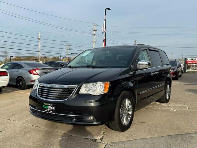 2016 Chrysler Town & Country Touring-L Anniversary Edition