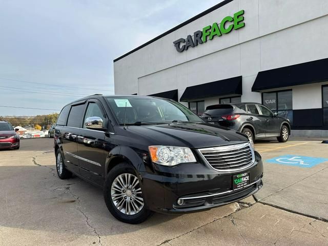 2016 Chrysler Town & Country Touring-L Anniversary Edition