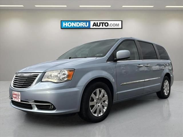 2016 Chrysler Town & Country Touring