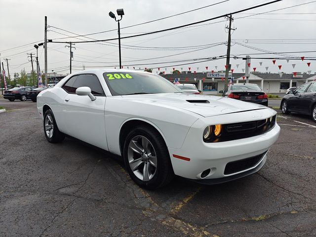 2016 Dodge Challenger SXT