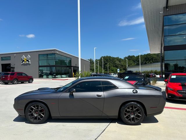 2016 Dodge Challenger R/T Shaker