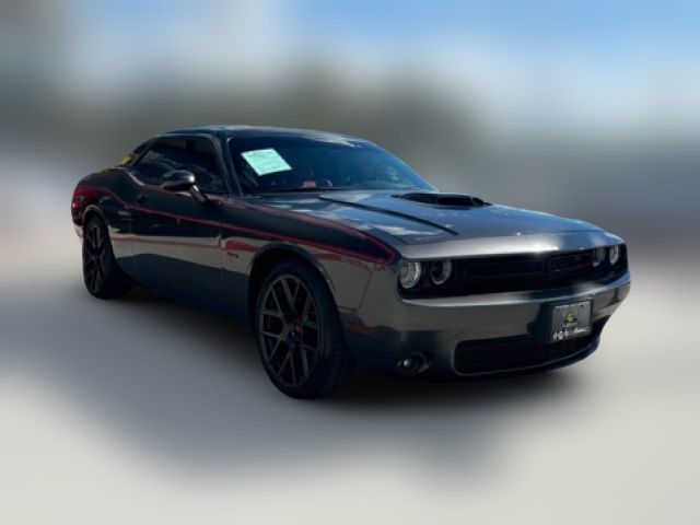 2016 Dodge Challenger R/T Shaker