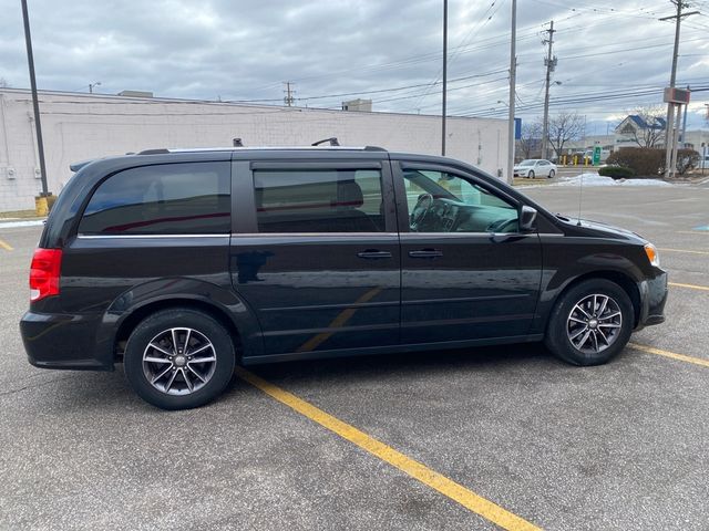 2016 Dodge Grand Caravan SXT Plus