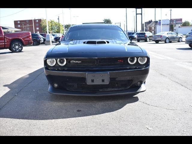 2016 Dodge Challenger 392 Hemi Scat Pack Shaker