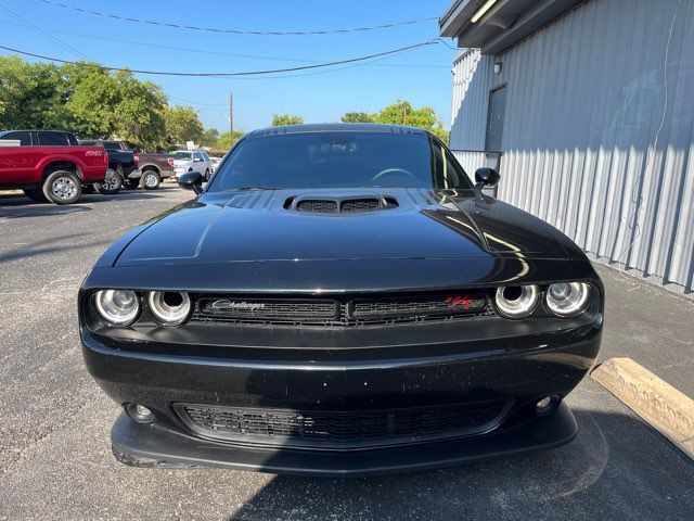 2016 Dodge Challenger 392 Hemi Scat Pack Shaker