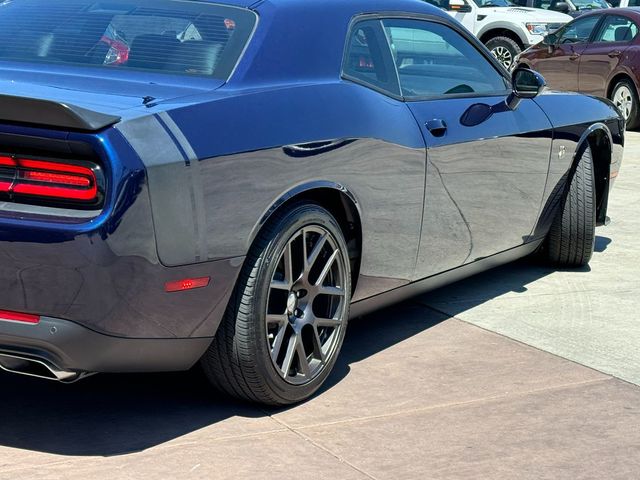 2016 Dodge Challenger 392 Hemi Scat Pack Shaker