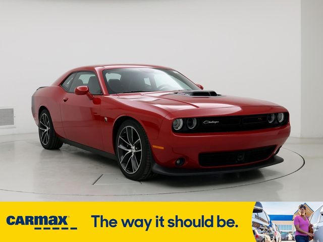 2016 Dodge Challenger 392 Hemi Scat Pack Shaker