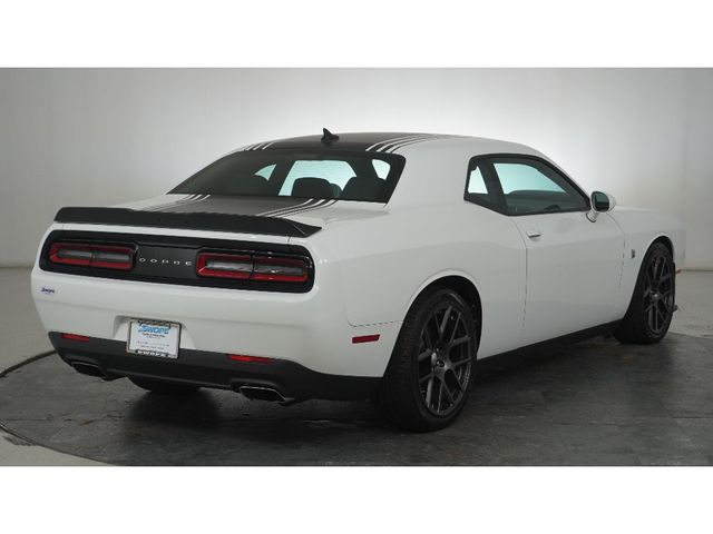 2016 Dodge Challenger 392 Hemi Scat Pack Shaker