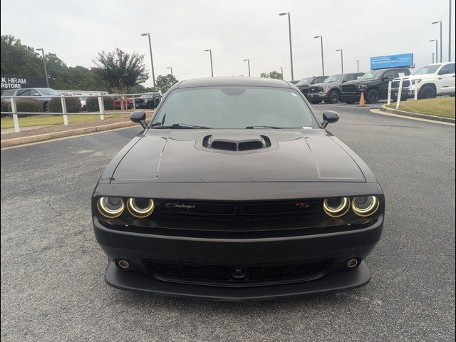 2016 Dodge Challenger 392 Hemi Scat Pack Shaker