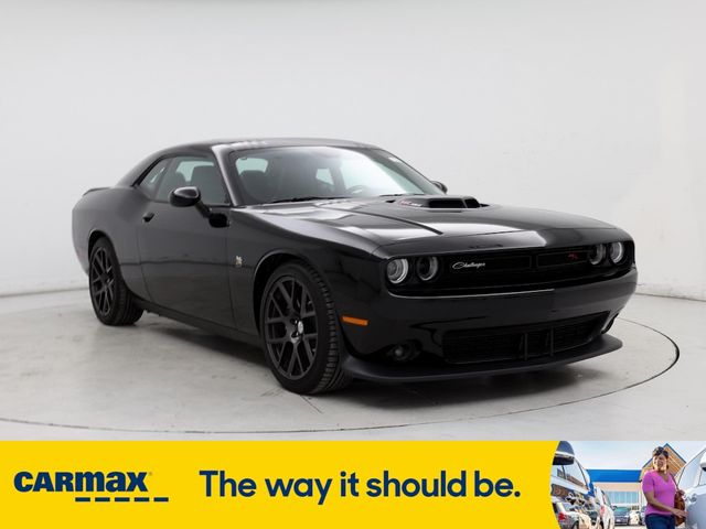 2016 Dodge Challenger 392 Hemi Scat Pack Shaker