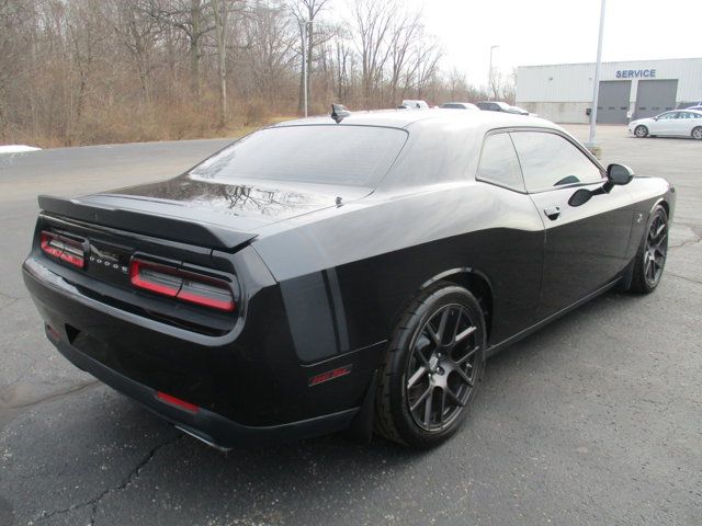 2016 Dodge Challenger 392 Hemi Scat Pack Shaker