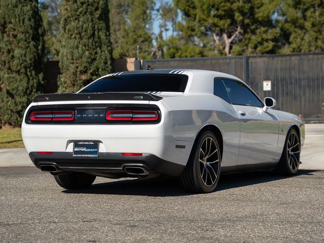 2016 Dodge Challenger 392 Hemi Scat Pack Shaker