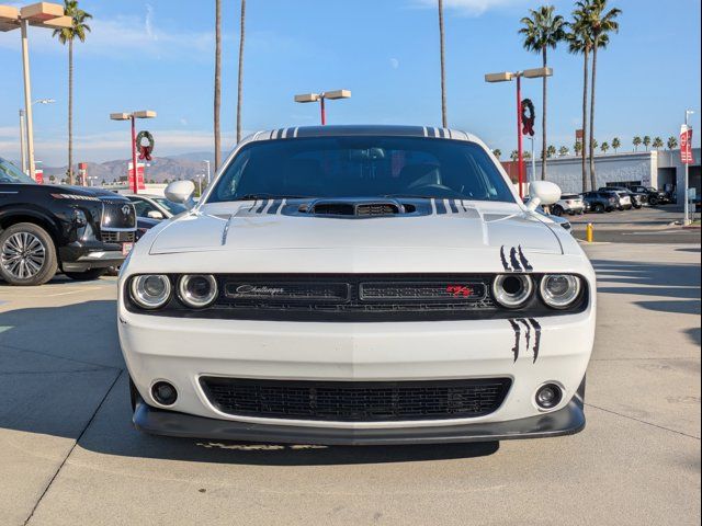 2016 Dodge Challenger 392 Hemi Scat Pack Shaker