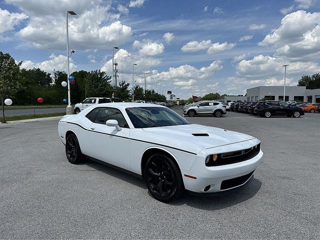 2016 Dodge Challenger SXT Plus