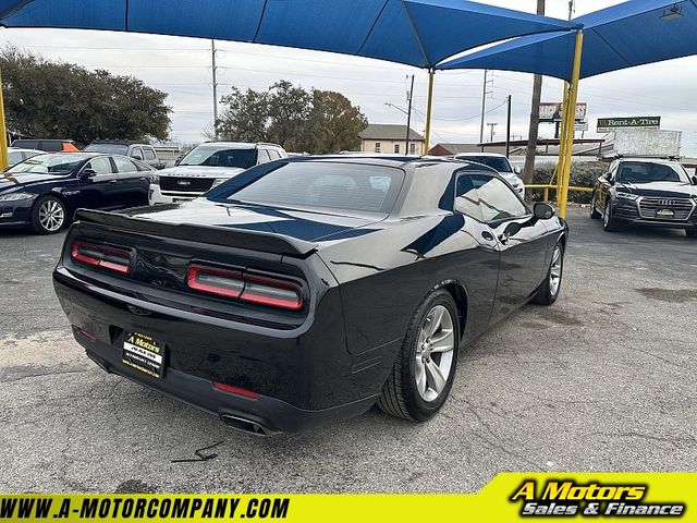 2016 Dodge Challenger SXT