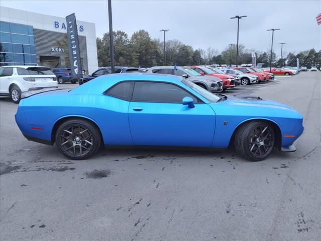 2016 Dodge Challenger 392 Hemi Scat Pack Shaker