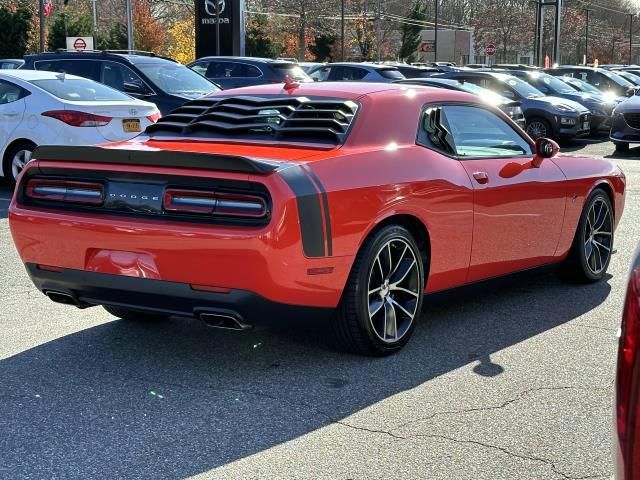 2016 Dodge Challenger 392 Hemi Scat Pack Shaker