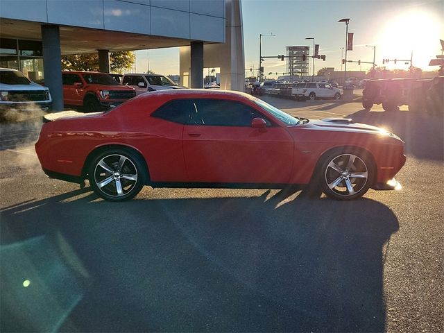 2016 Dodge Challenger R/T Plus Shaker