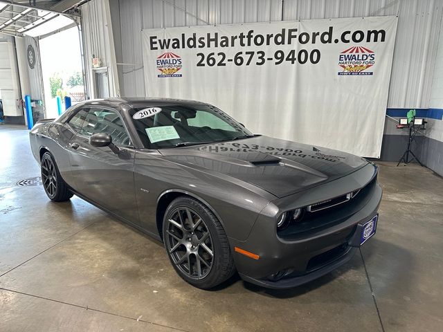 2016 Dodge Challenger R/T Plus