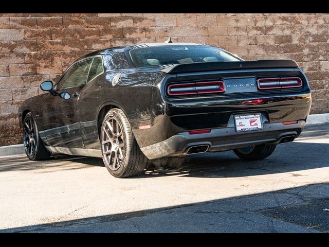 2016 Dodge Challenger R/T Shaker