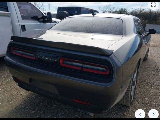 2016 Dodge Challenger R/T Plus