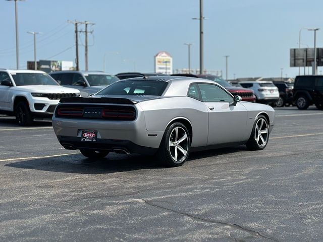 2016 Dodge Challenger R/T Shaker