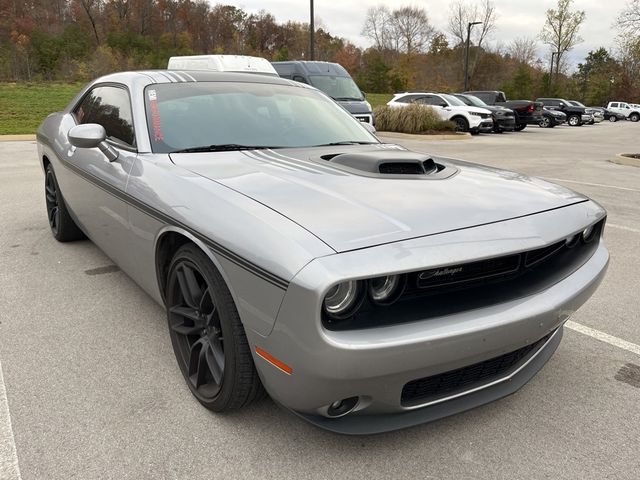 2016 Dodge Challenger R/T Shaker