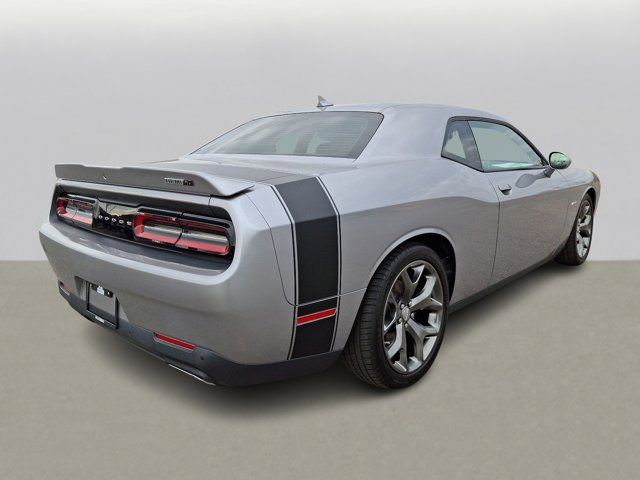 2016 Dodge Challenger R/T Plus