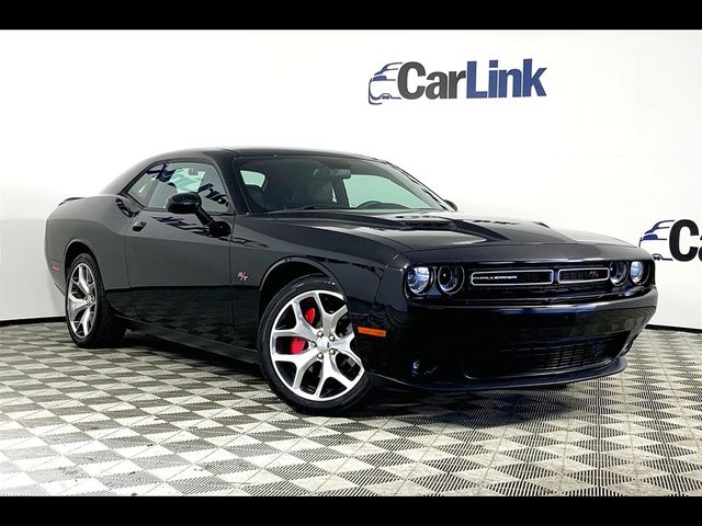 2016 Dodge Challenger R/T Plus