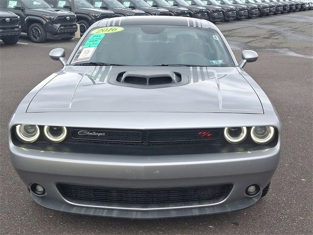 2016 Dodge Challenger R/T Shaker