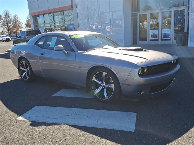 2016 Dodge Challenger R/T Shaker