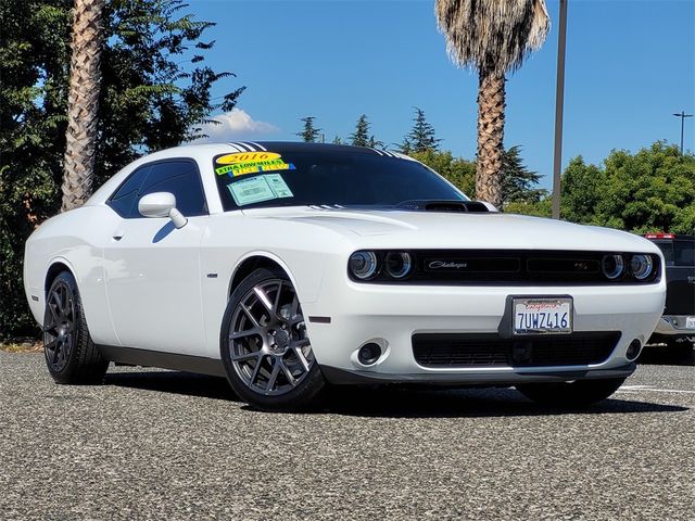 2016 Dodge Challenger R/T Plus Shaker