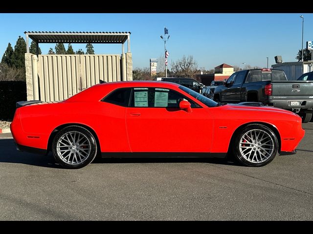 2016 Dodge Challenger R/T Shaker