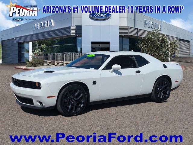 2016 Dodge Challenger R/T Plus