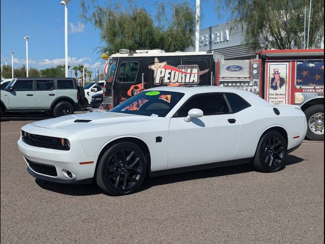 2016 Dodge Challenger R/T Plus