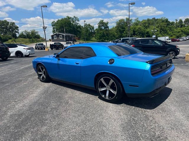 2016 Dodge Challenger R/T Shaker