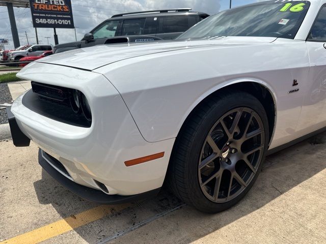 2016 Dodge Challenger R/T Plus Shaker