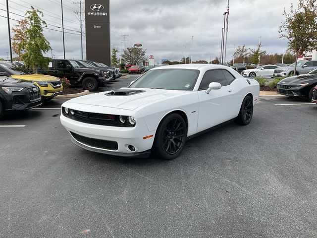 2016 Dodge Challenger R/T Plus Shaker