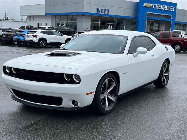 2016 Dodge Challenger R/T Plus Shaker