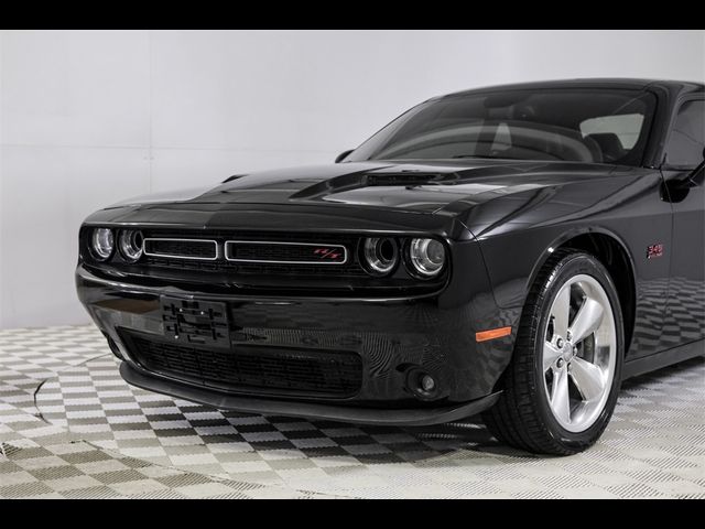 2016 Dodge Challenger R/T Plus