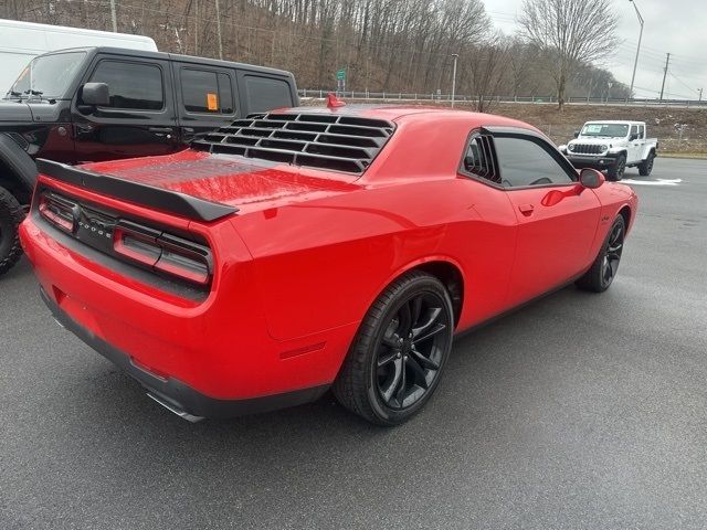 2016 Dodge Challenger R/T Plus